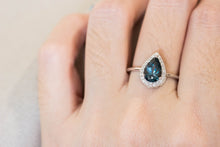 Load image into Gallery viewer, MAGN RING